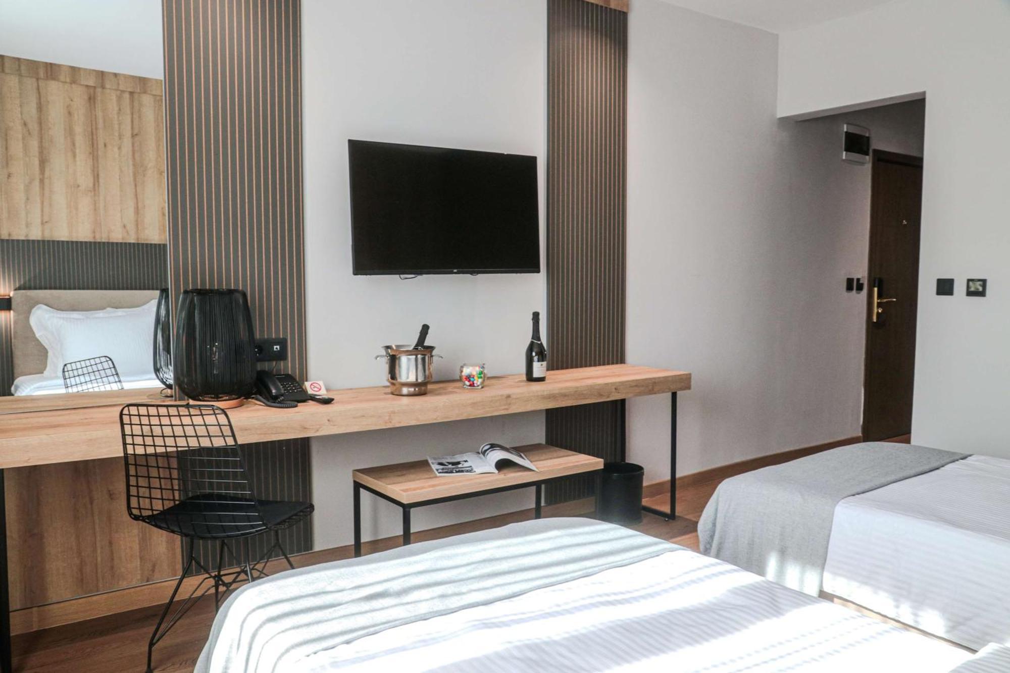 Best Western Plus Lozenetz Hotel Sofia Esterno foto