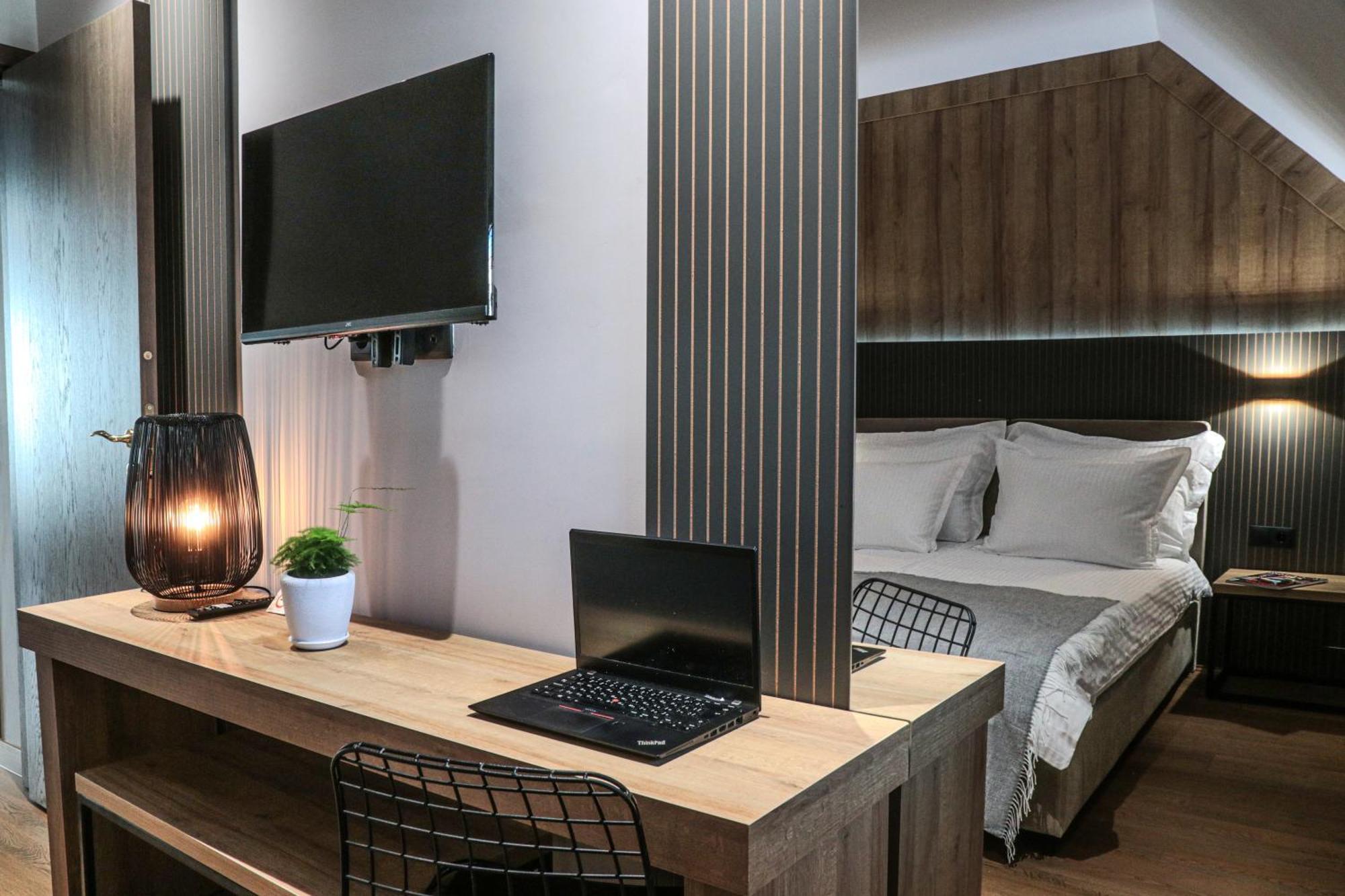 Best Western Plus Lozenetz Hotel Sofia Esterno foto